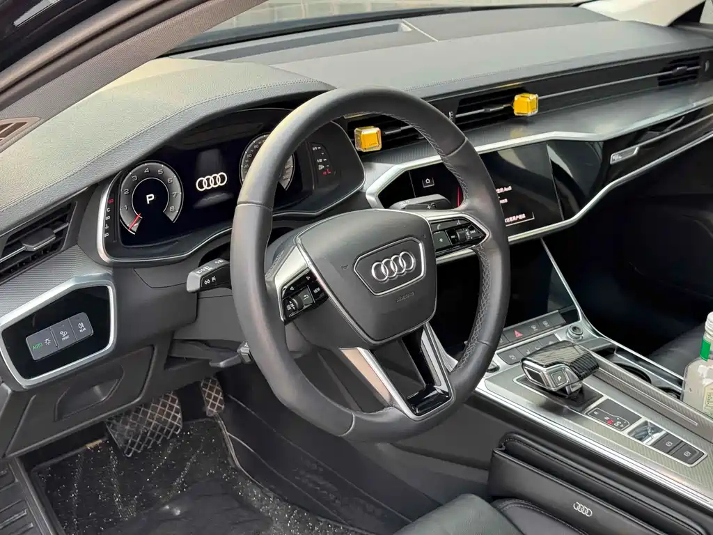 AUDI A6L 2022