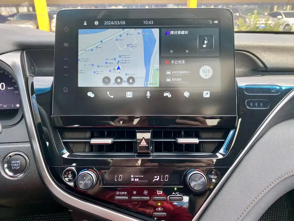 TOYOTA CAMRY 2021