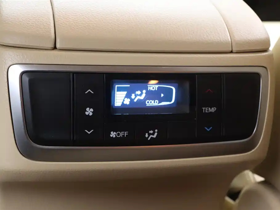 TOYOTA HIGHLANDER 2021