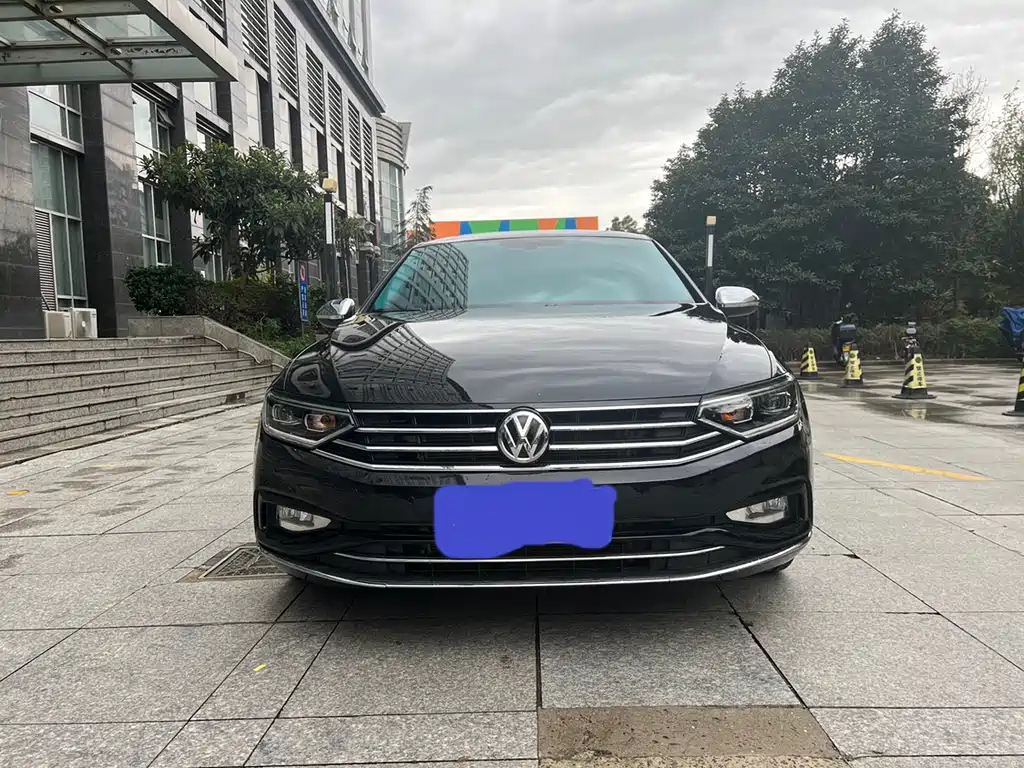 VOLKSWAGEN MAGOTAN 2022