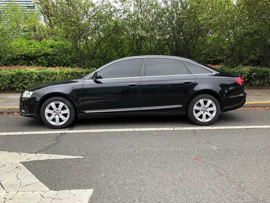 AUDI A6L 2011