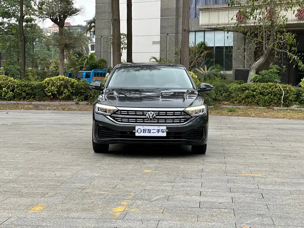 VOLKSWAGEN SAGITAR 2023