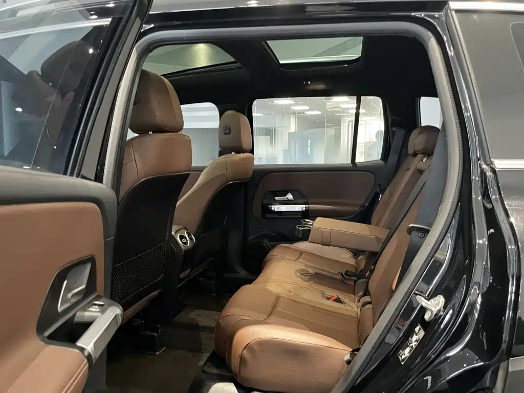 MERCEDES BENZ GLB 2022