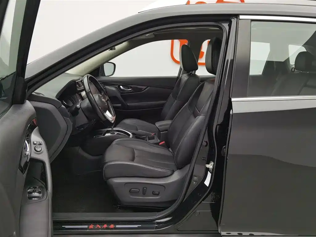 NISSAN X-TRAIL 2021