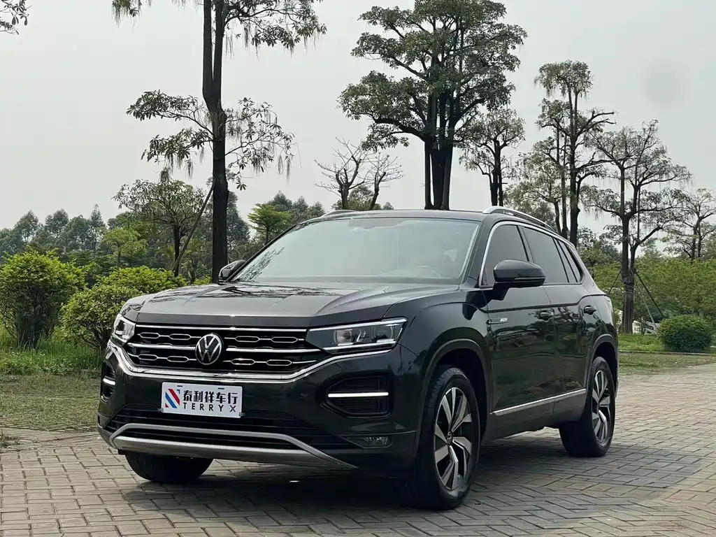 VOLKSWAGEN TAYRON 2022