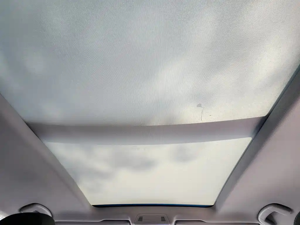 VOLKSWAGEN TOURAN 2022