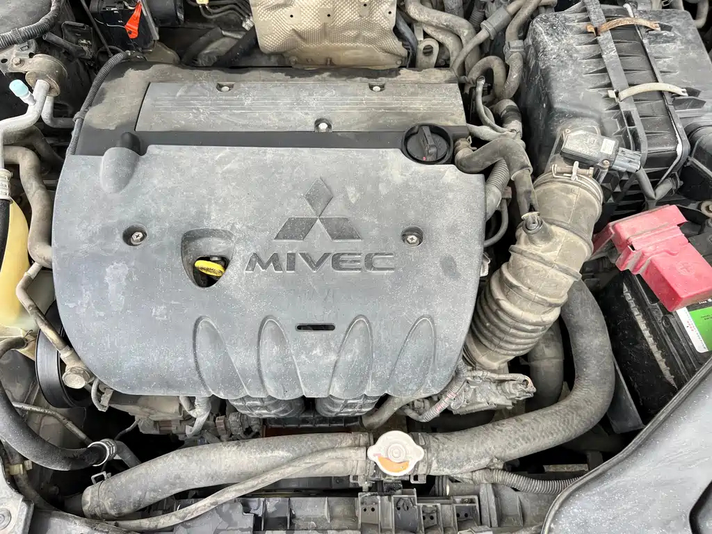 MITSUBISHI LANCER EX 2010