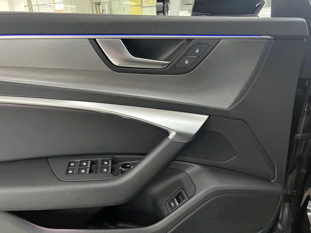 AUDI A6L 2022