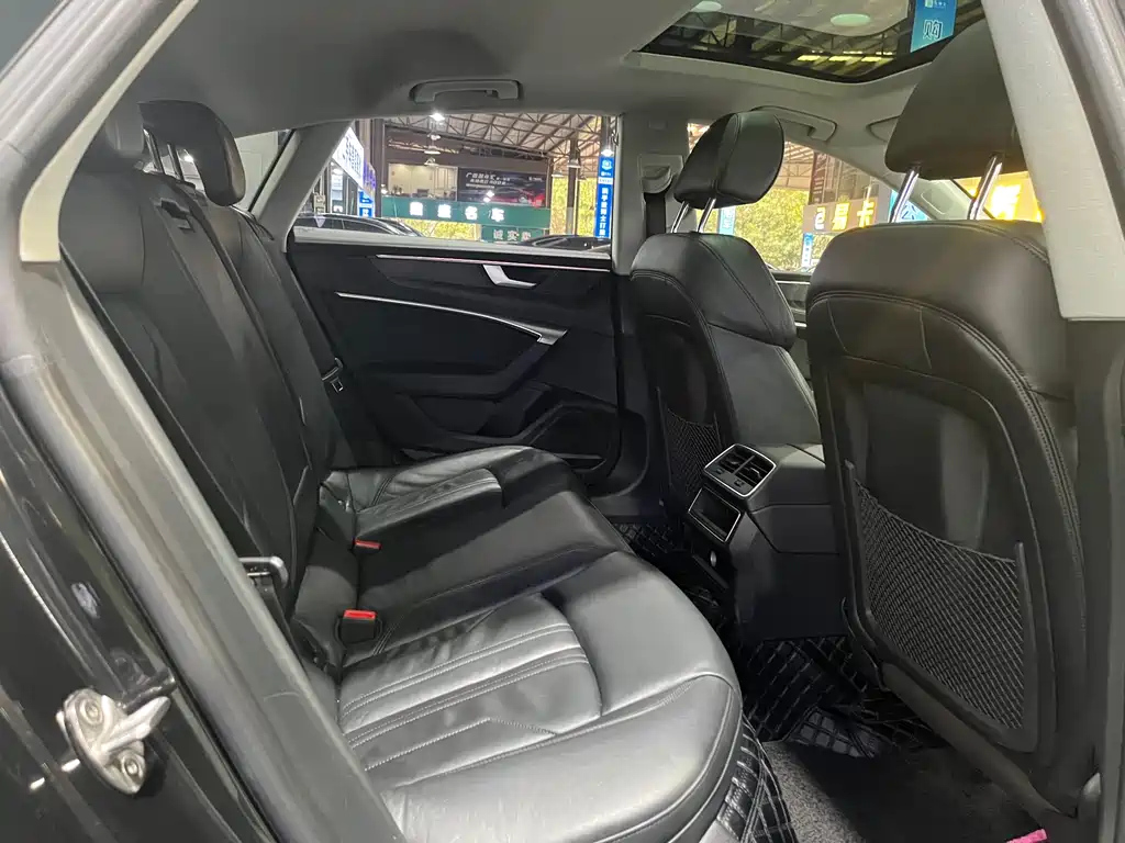 AUDI A7 2021