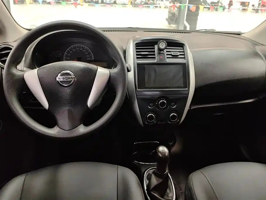 NISSAN SUNNY 2014