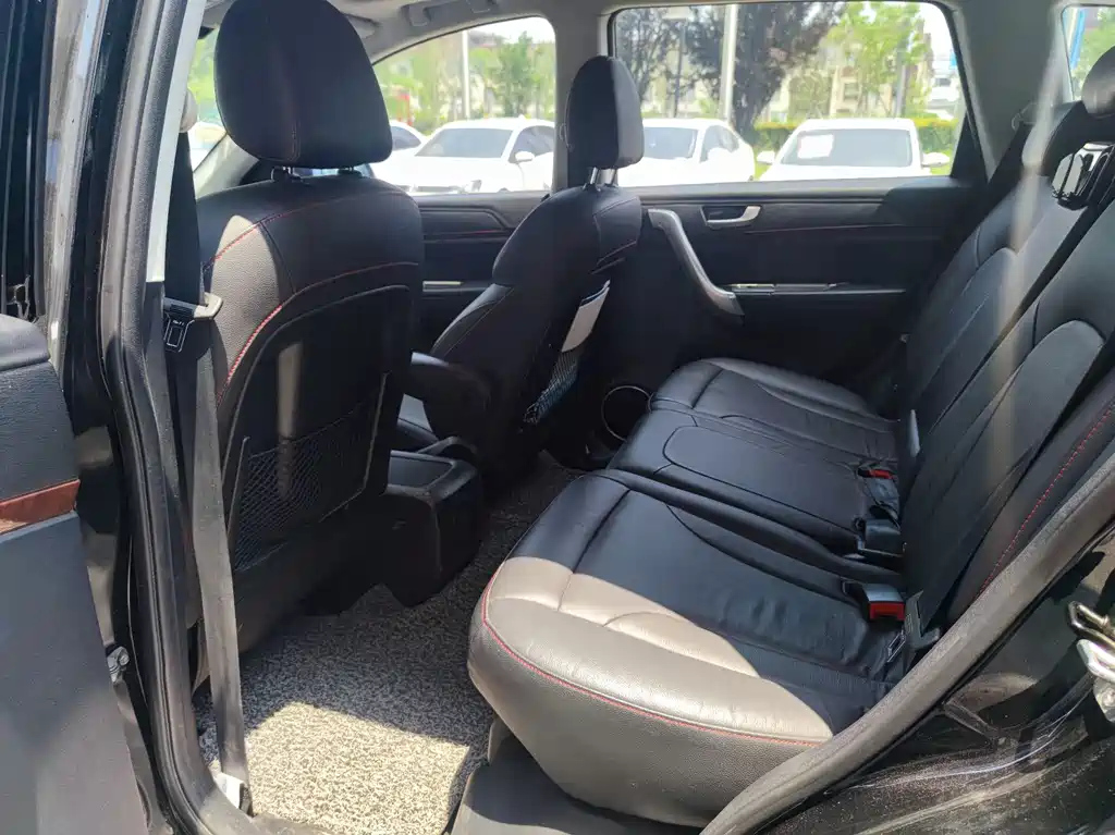 HAVAL H6 2015