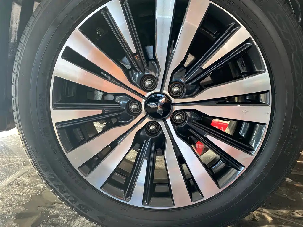 MITSUBISHI OUTLANDER 2022