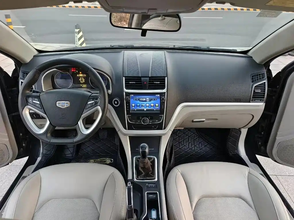 GEELY AUTO EMGRAND 2015
