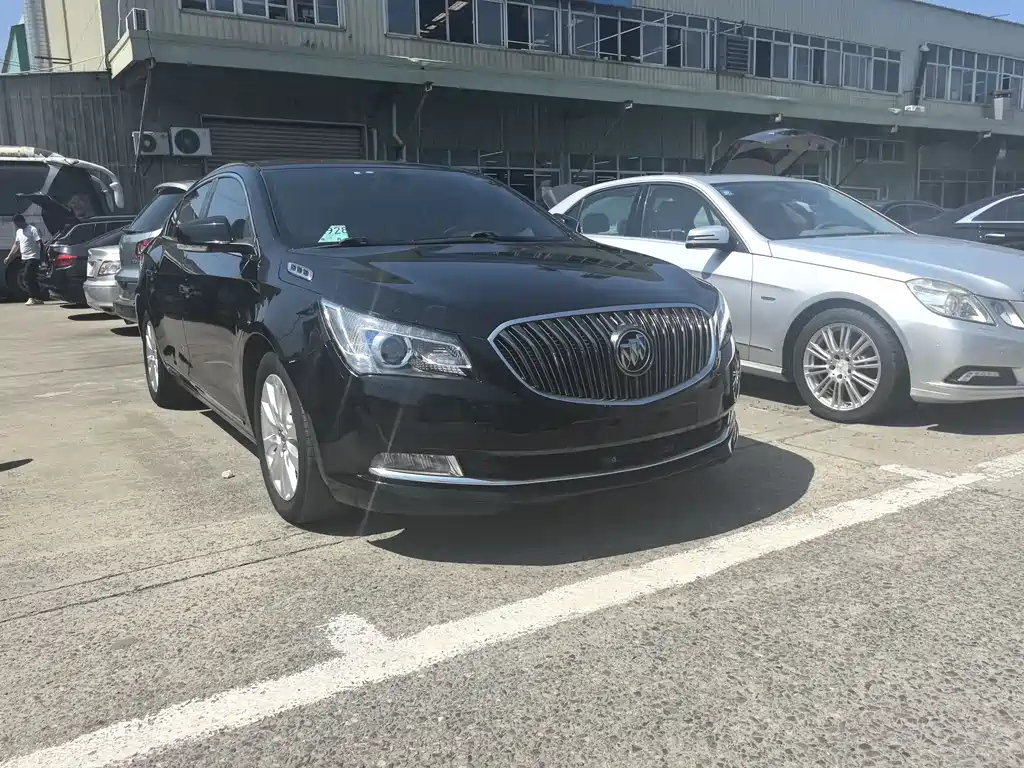 BUICK LACROSSE 2013