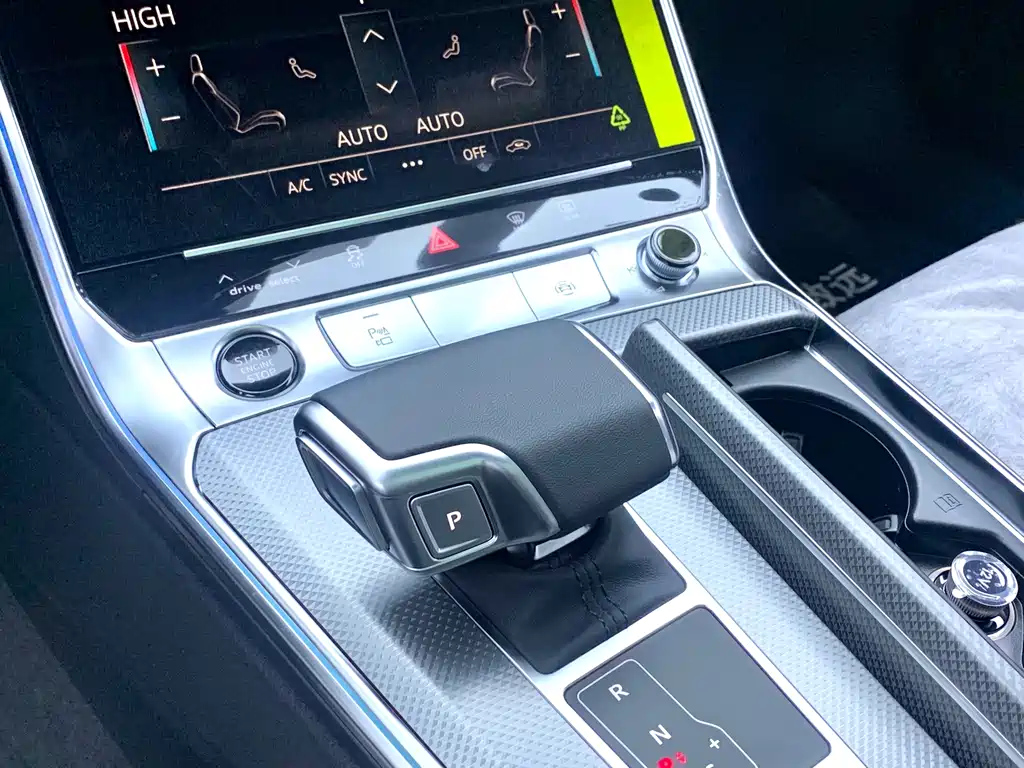 AUDI A6L 2024