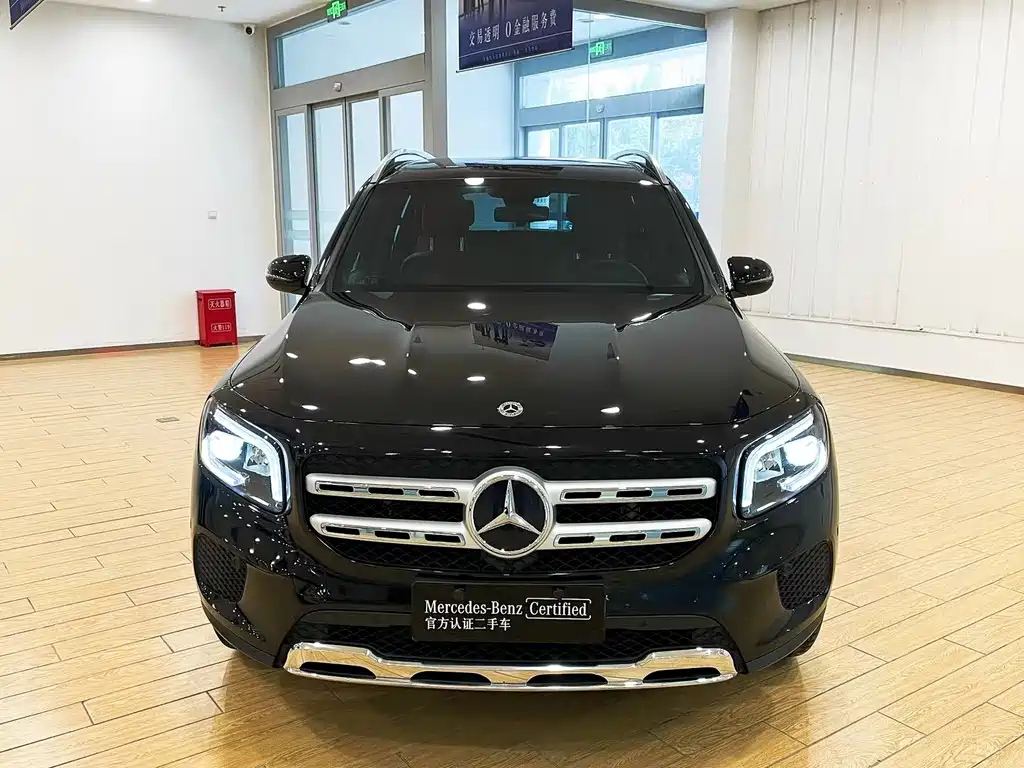 MERCEDES BENZ GLB 2021