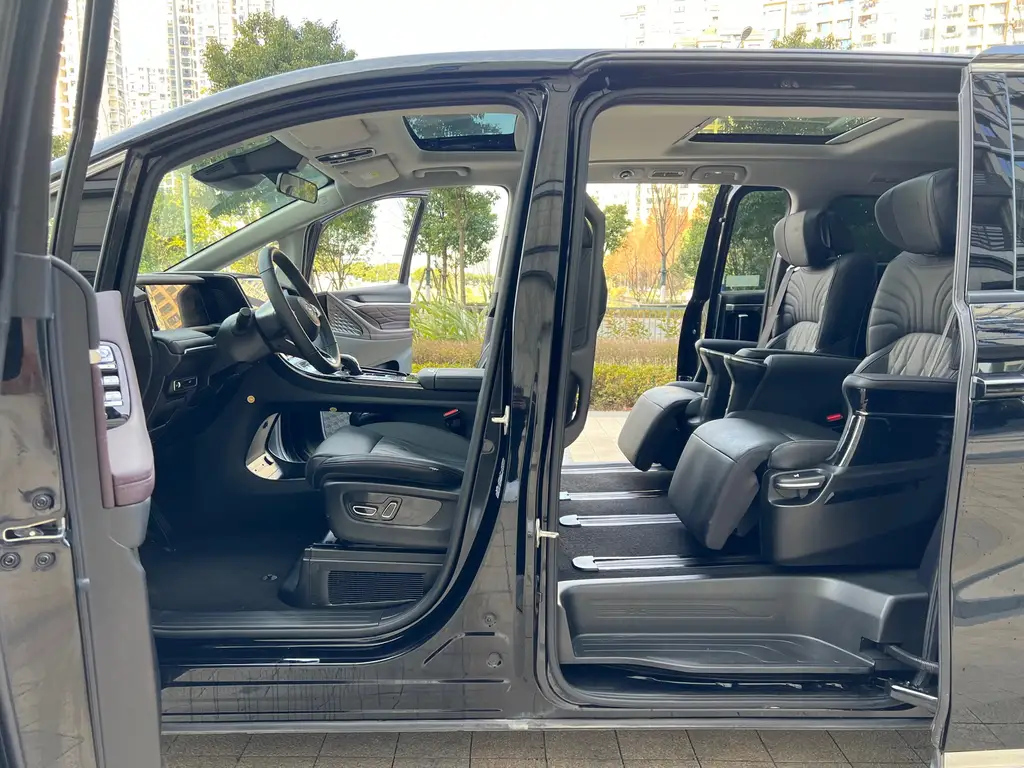 TRUMPCHI M8 2024