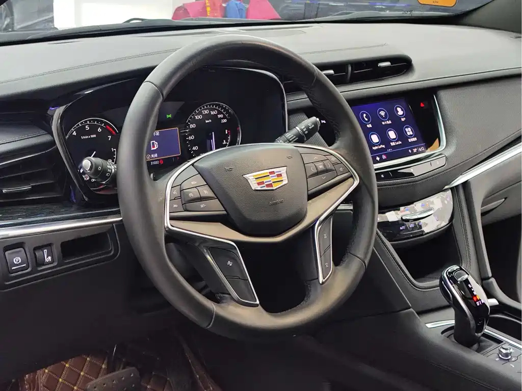 CADILLAC XT5 2021
