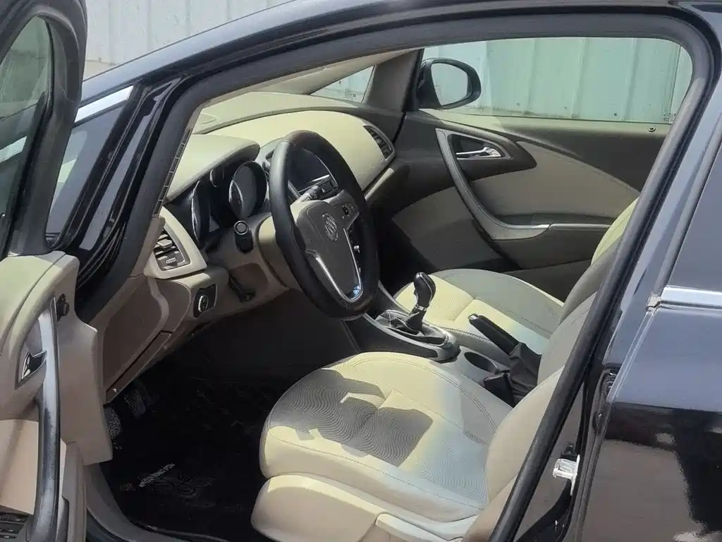BUICK EXCELLE 2014