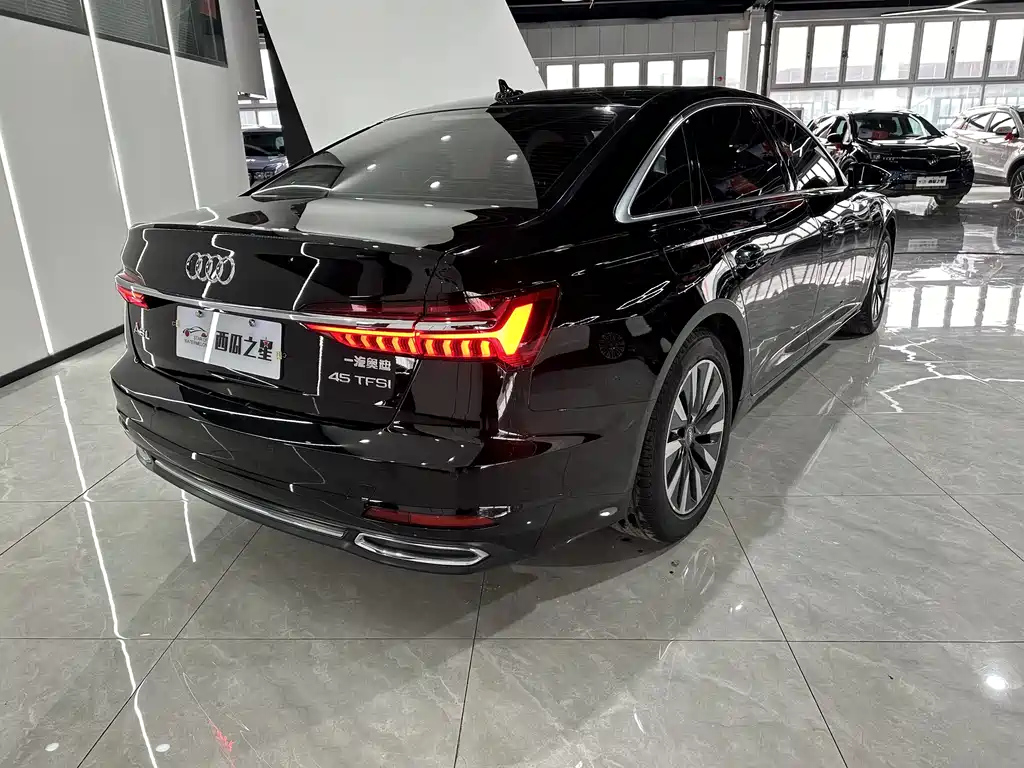 AUDI A6L 2021