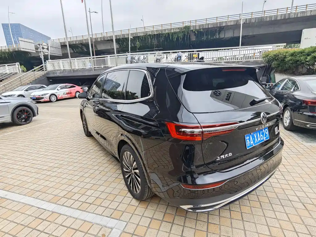 VOLKSWAGEN VILORAN 2024