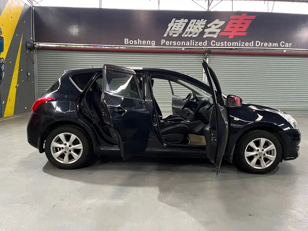 NISSAN TIIDA TIIDA 2011