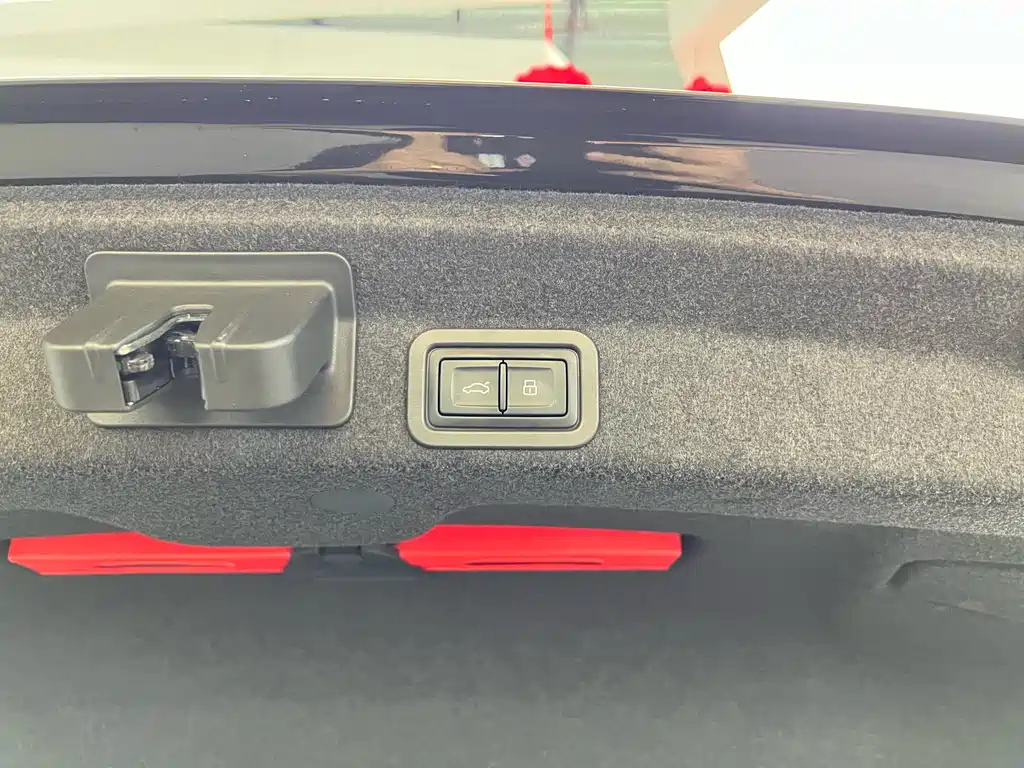 AUDI A6L 2023