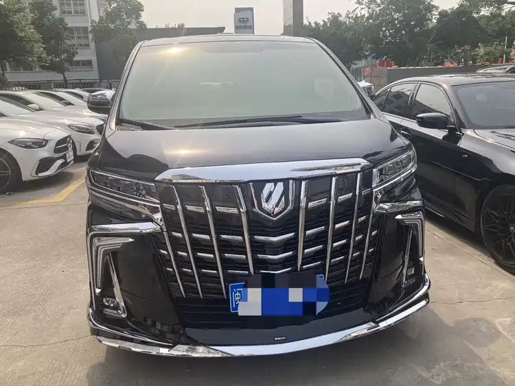 TOYOTA ALPHARD 2018