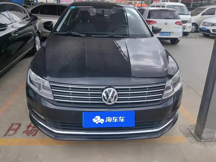 VOLKSWAGEN LAVIDA 2016