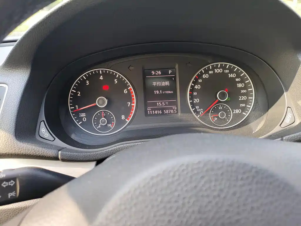 VOLKSWAGEN PASSAT 2015