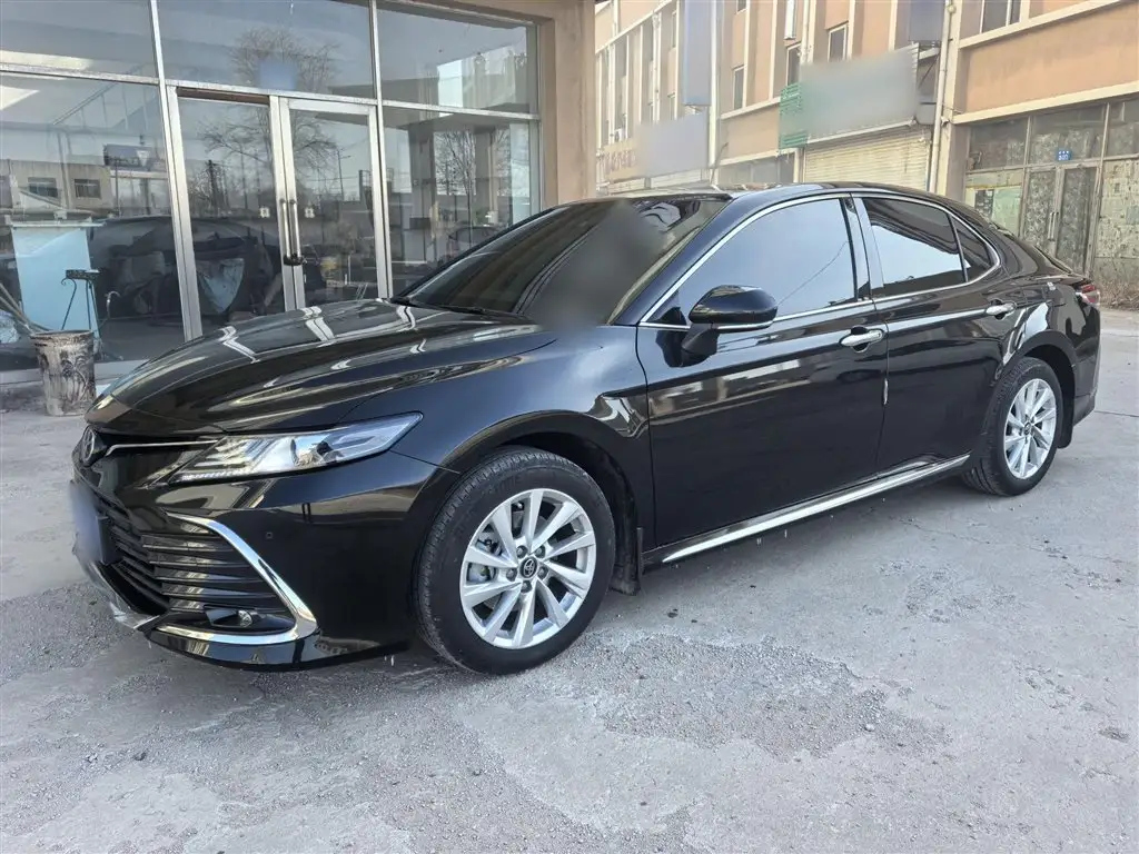 TOYOTA CAMRY 2023