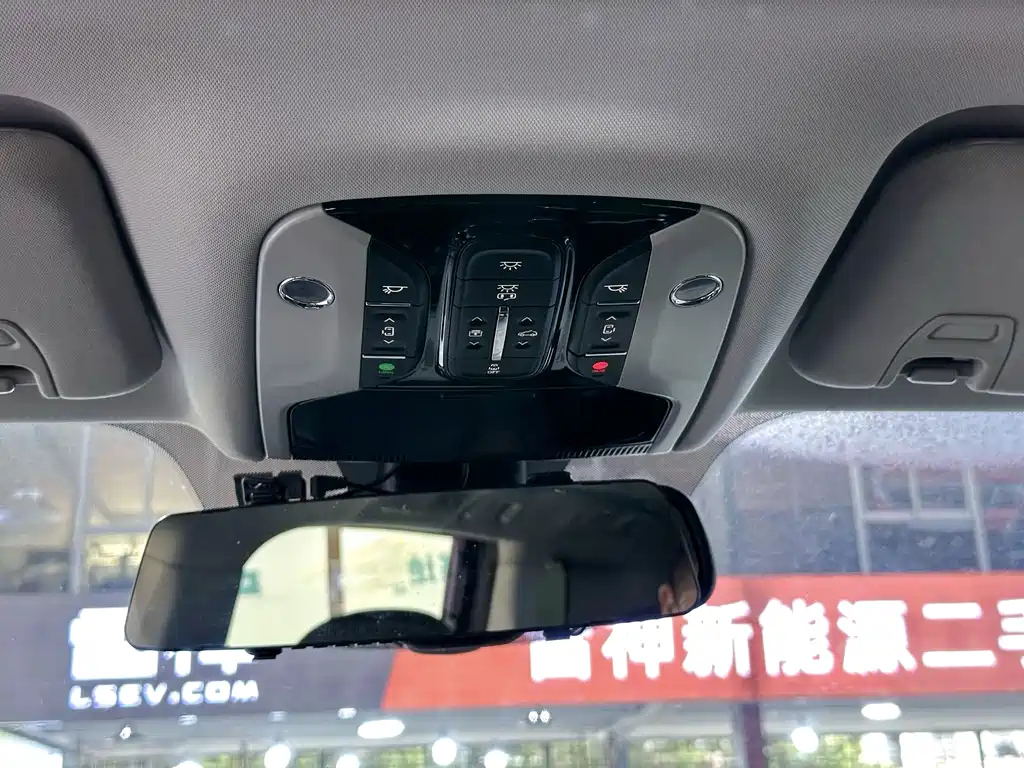 TRUMPCHI M8 2022