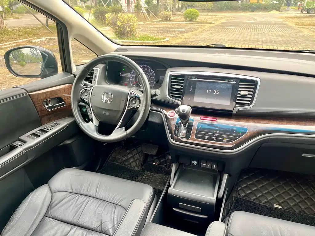 HONDA ODYSSEY 2016