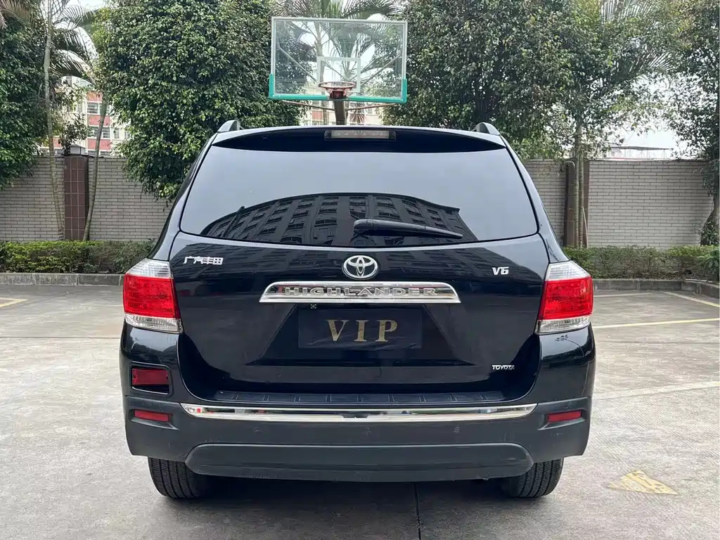 TOYOTA HIGHLANDER 2012