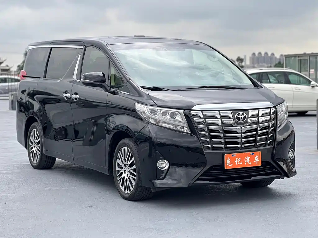 TOYOTA ALPHARD 2017