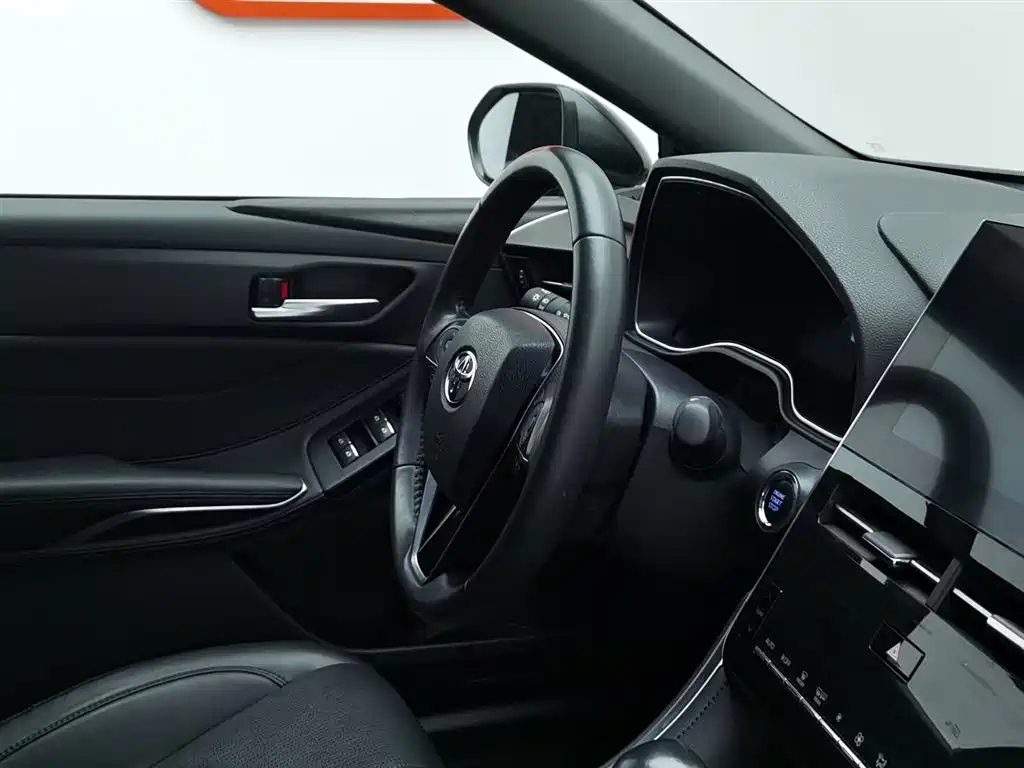 TOYOTA AVALON 2022