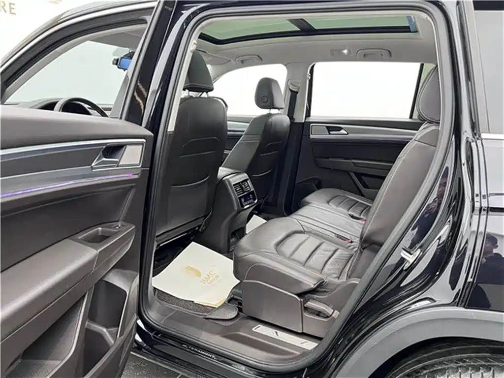VOLKSWAGEN TOURAN 2020
