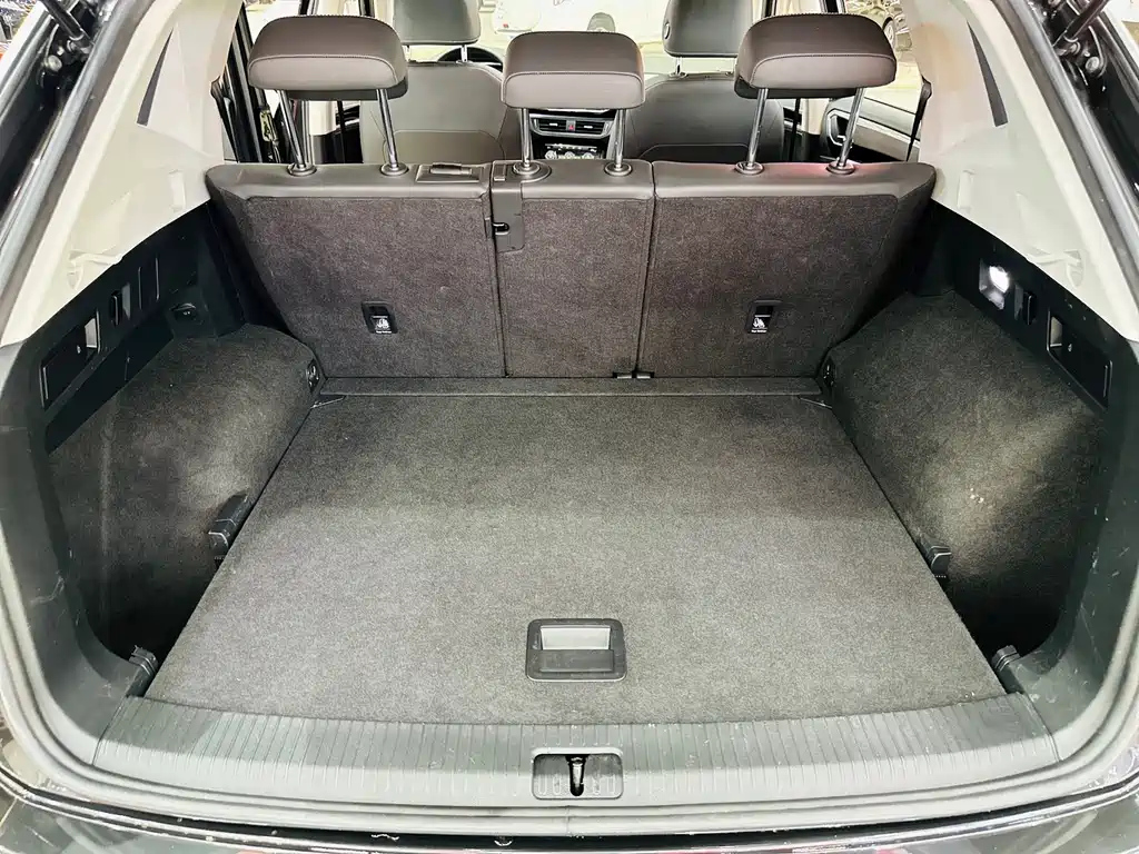VOLKSWAGEN TAYRON 2020