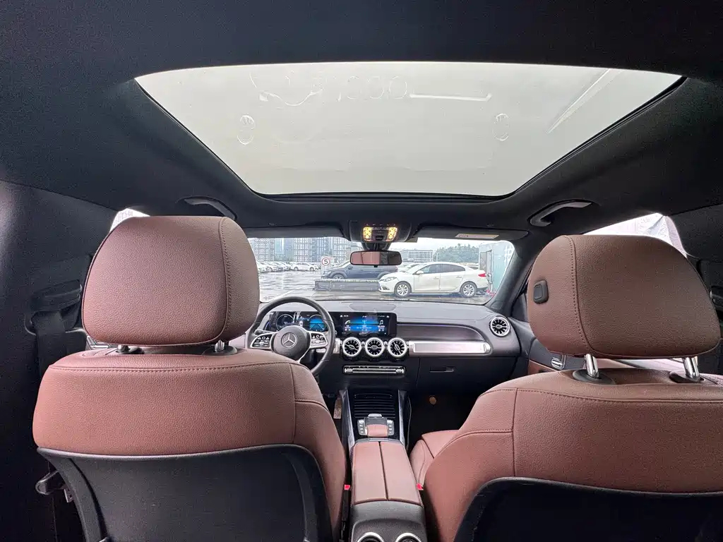 MERCEDES BENZ GLB 2022