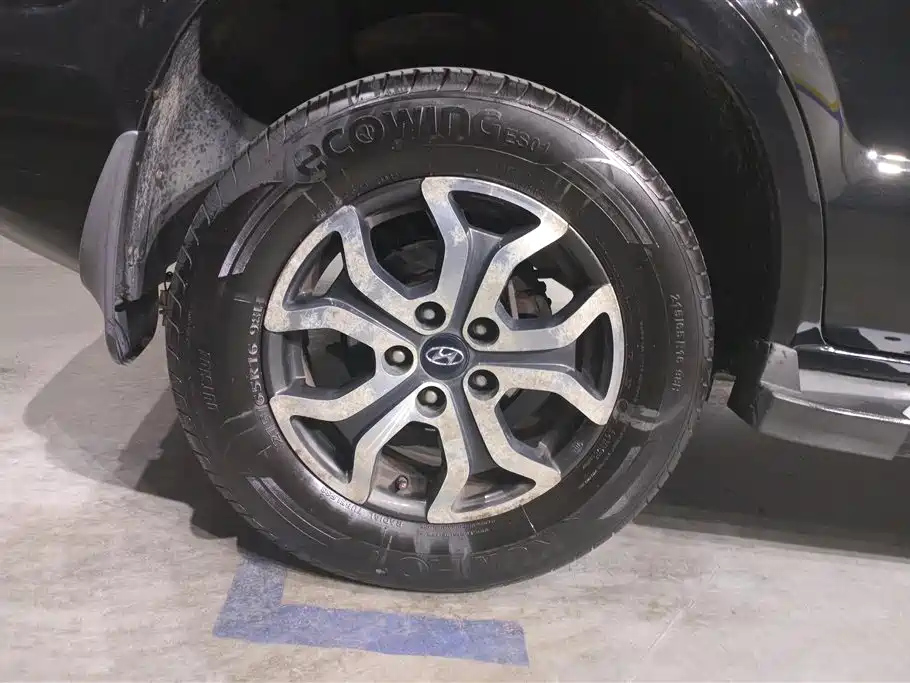 HYUNDAI TUCSON 2013