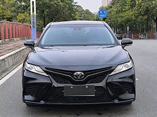 TOYOTA CAMRY 2019