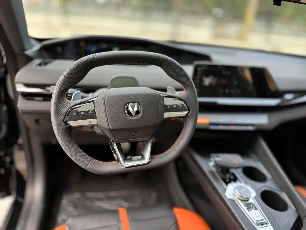 CHANGAN UNI-V 2024