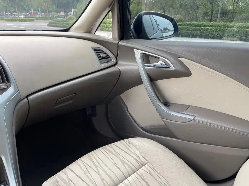 BUICK EXCELLE 2013