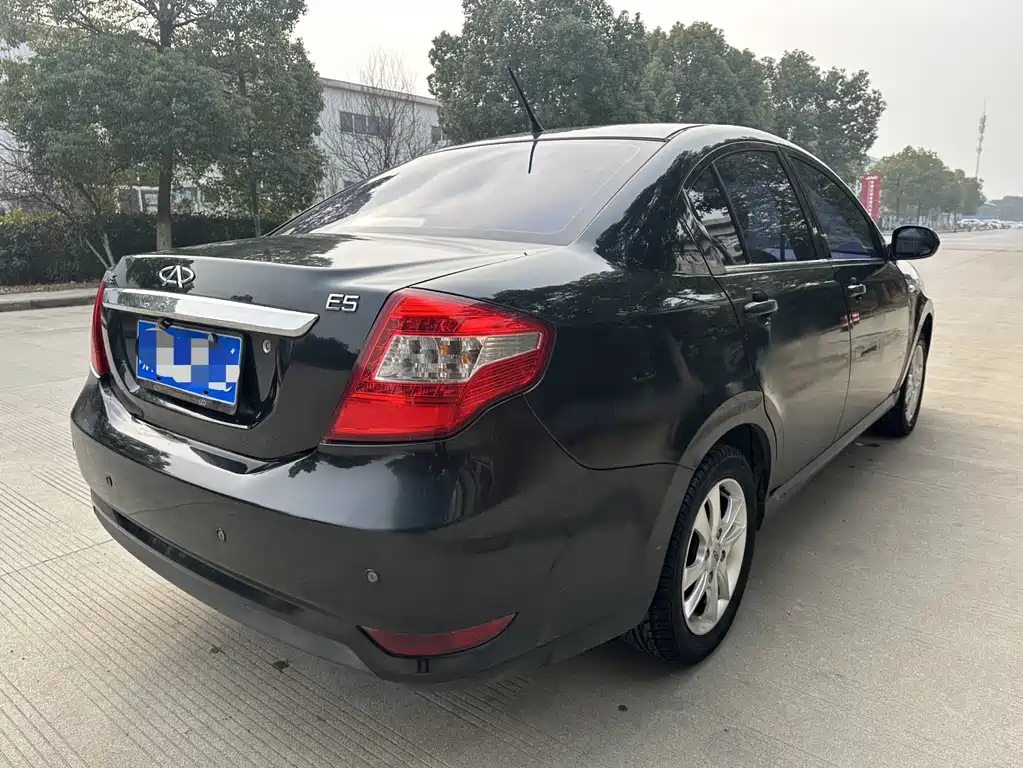 CHERY E5 2014
