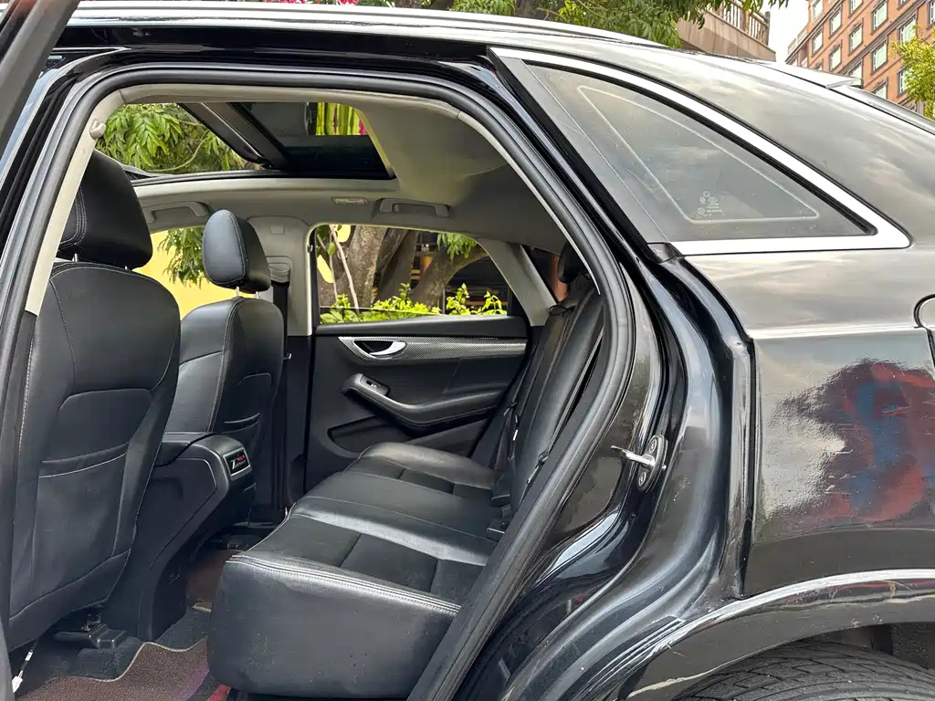 ZOTYE SR7 2016