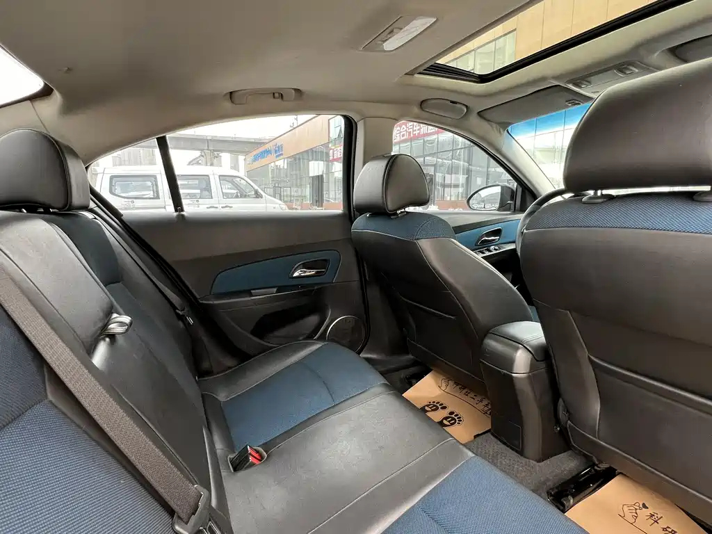 CHEVROLET CRUZE 2013