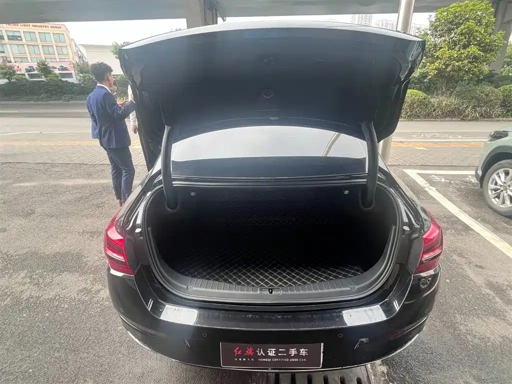 HONGQI H5 2021