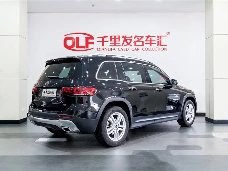 MERCEDES BENZ GLB 2021