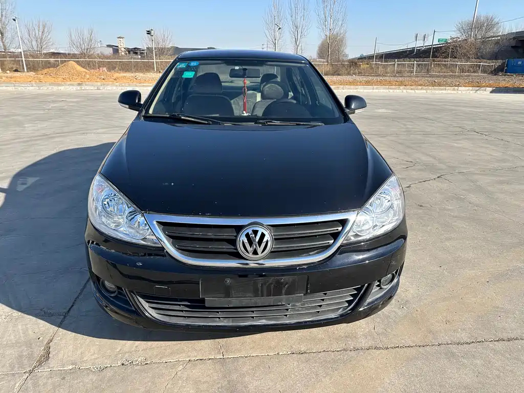 VOLKSWAGEN LAVIDA 2011