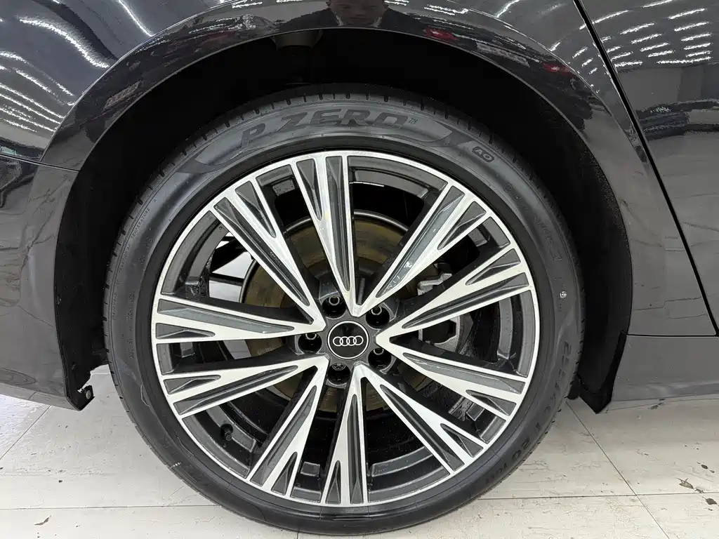AUDI A6L 2021